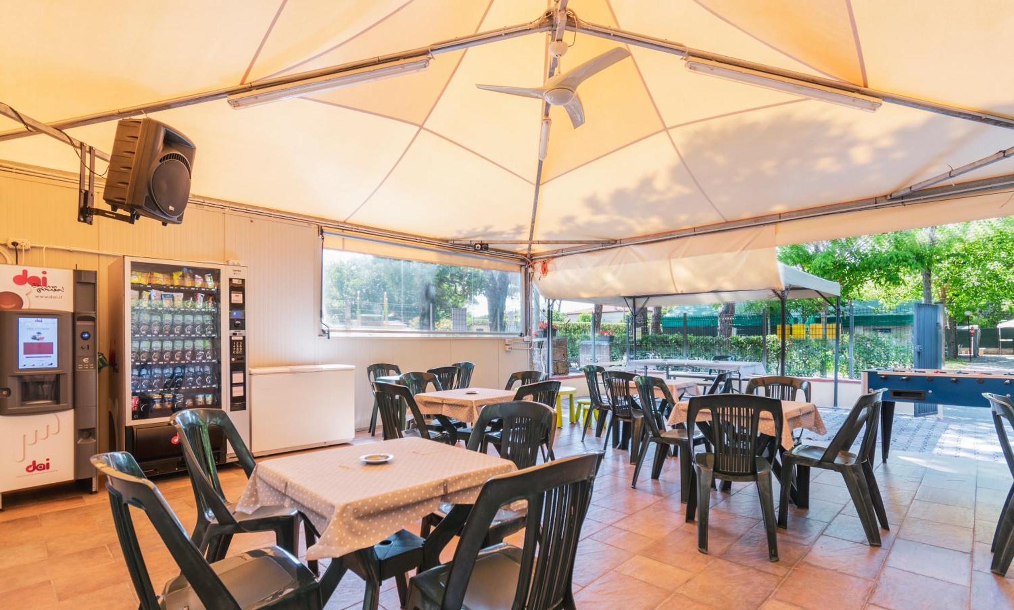 מרינה די מסה Camping Apuano מראה חיצוני תמונה